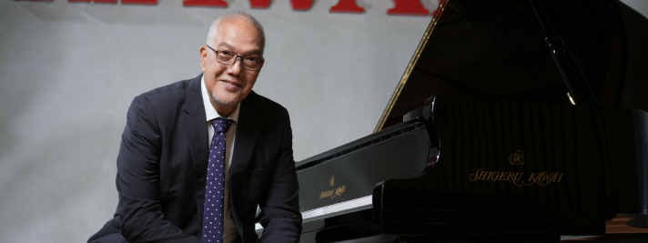 MICHAEL VEERAPEN - ARTIST